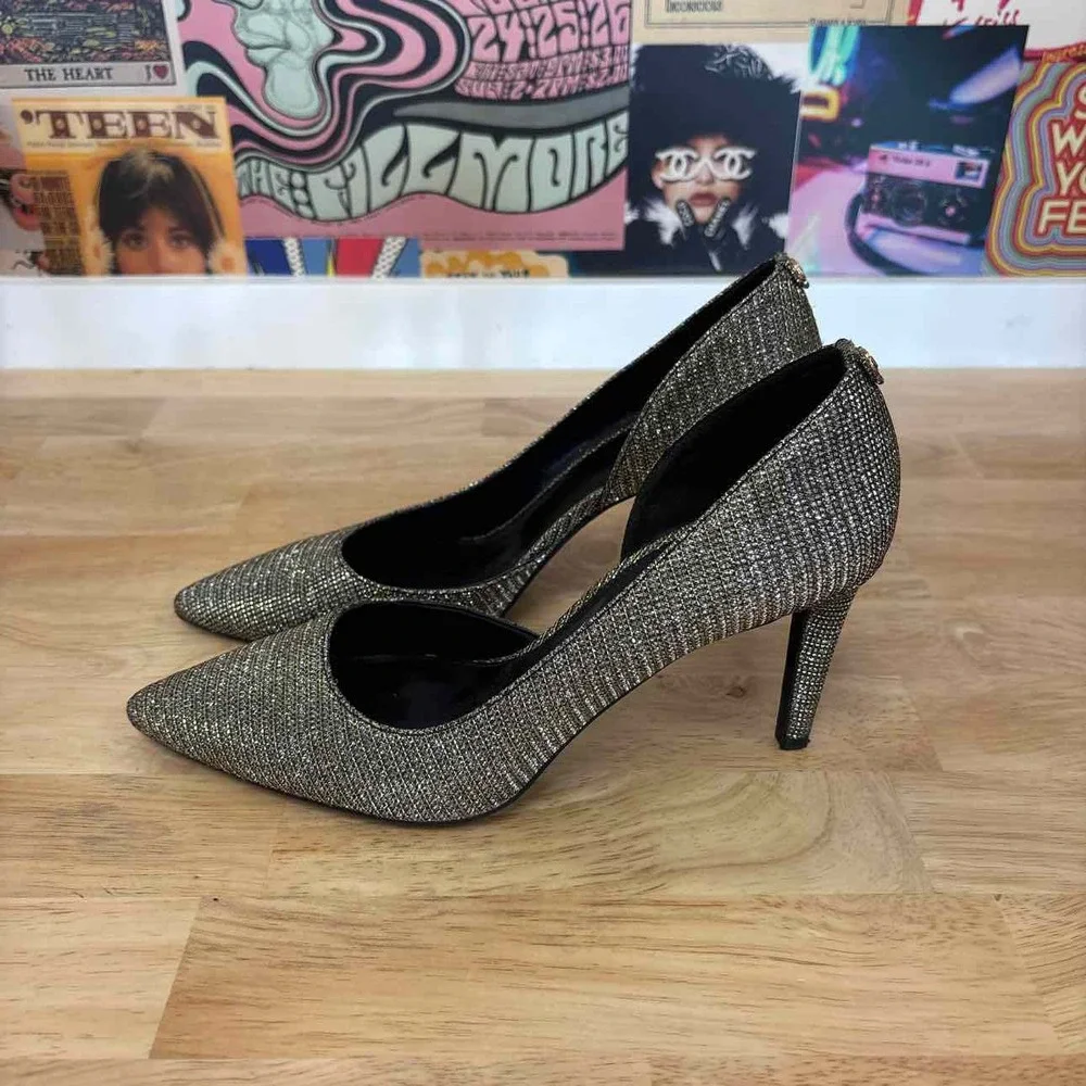 Michael Kors Size 8.5 Gold glitter Preloved Pumps